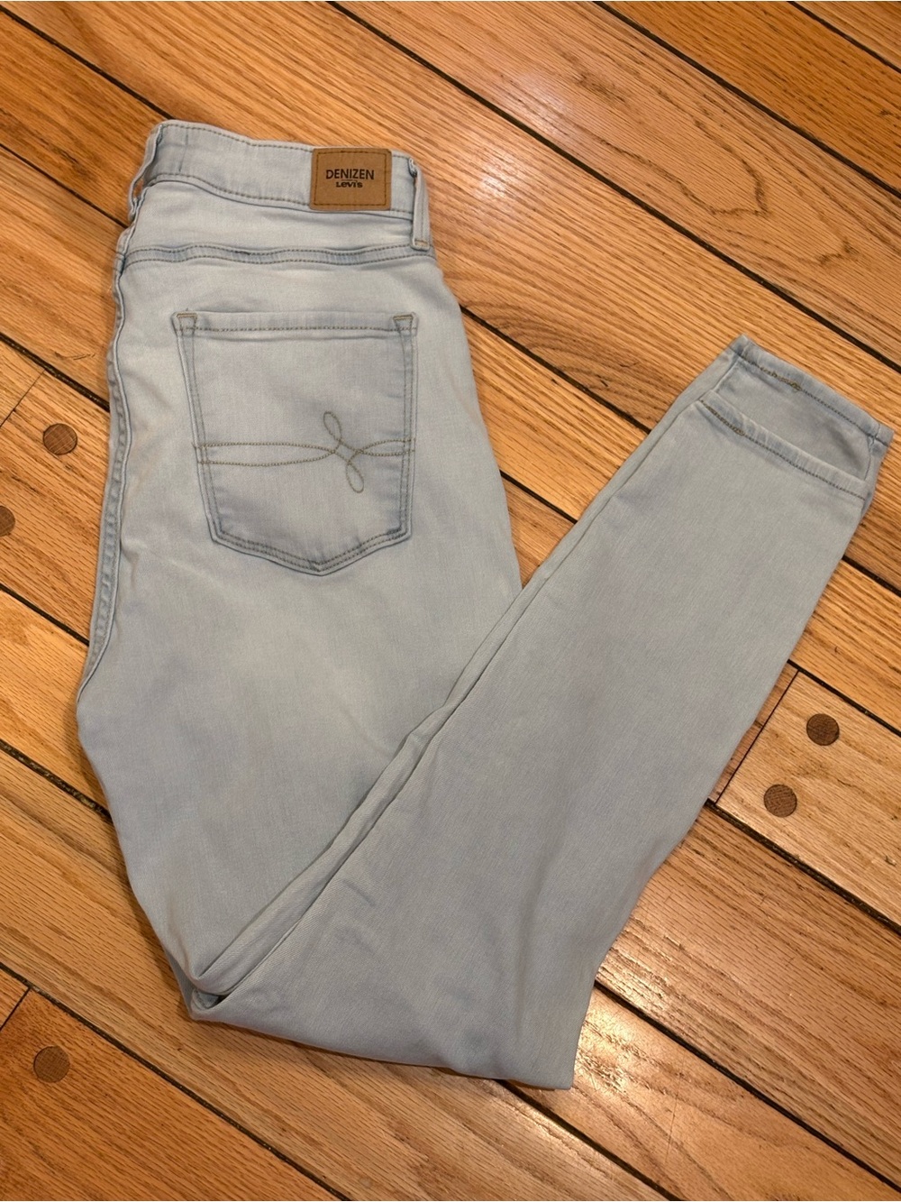 Denizen from Levi's Ultra High Waist White Wash Women's Stretch Jeans size 12